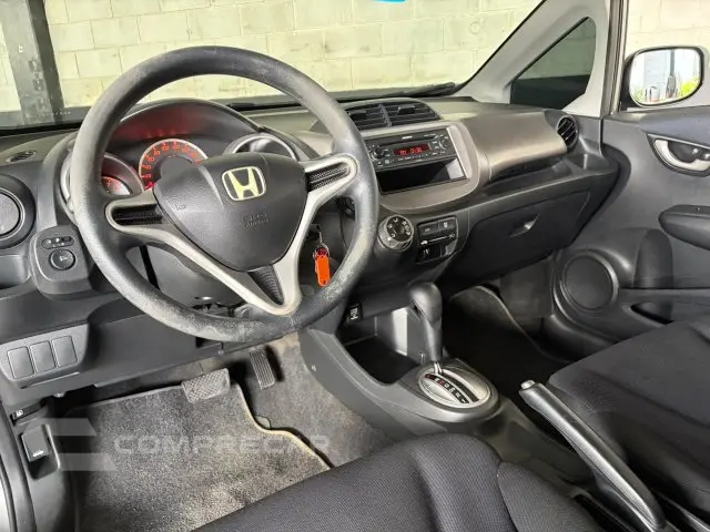 FIT - 1.4 LX 16V 4P AUTOMÁTICO