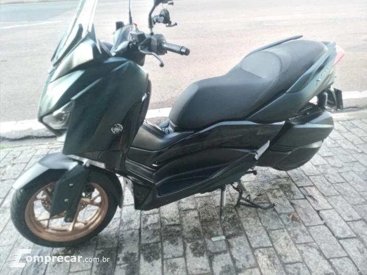 Xmax