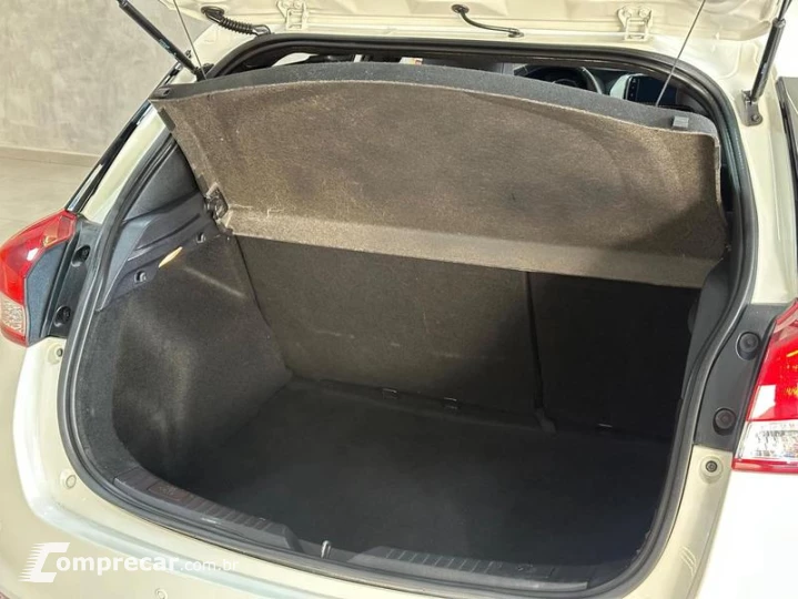 YARIS HB XS 15 AT