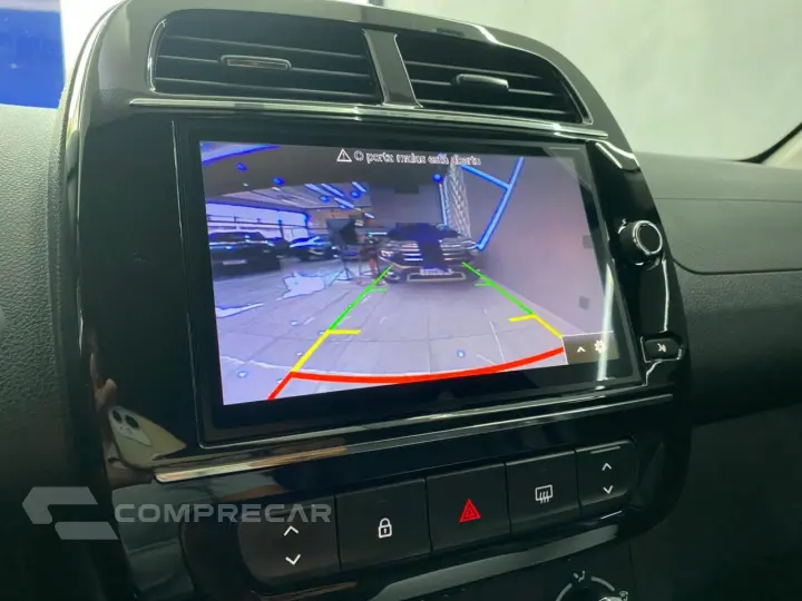 Kwid KWID Intense 1.0 Flex 12V 5p Mec.