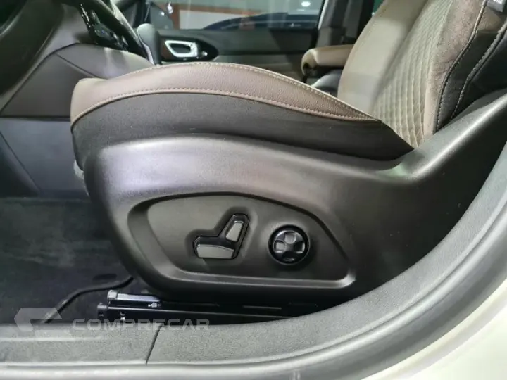 COMMANDER OVERLAND T270 1.3 TB FLEX AUT