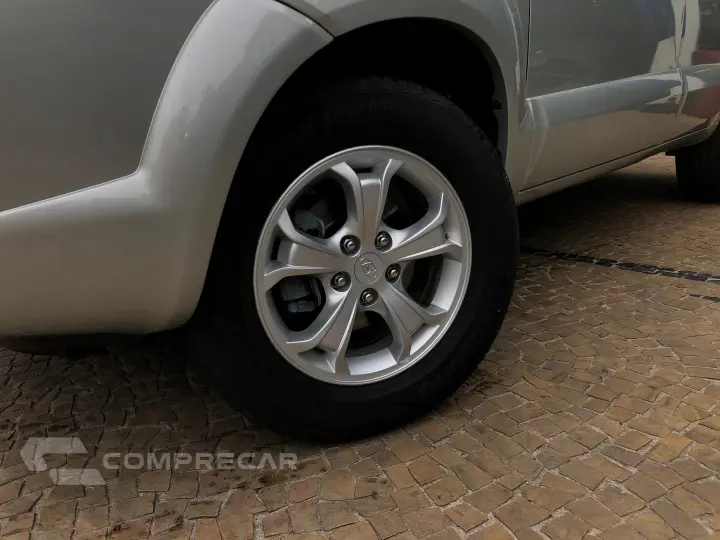 Tucson 2.0 Mpfi Gls 16V 143Cv 2Wd Flex 4P Automático