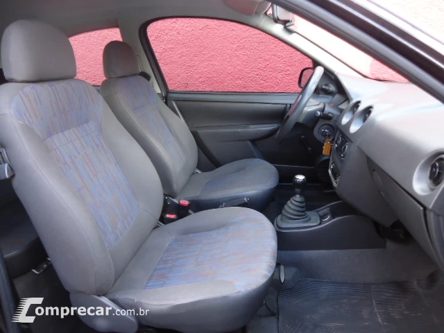 CELTA 1.0 MPFI Life 8V