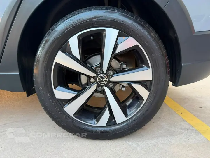 Nivus 1.0 200 Tsi Total Flex Highline Automático