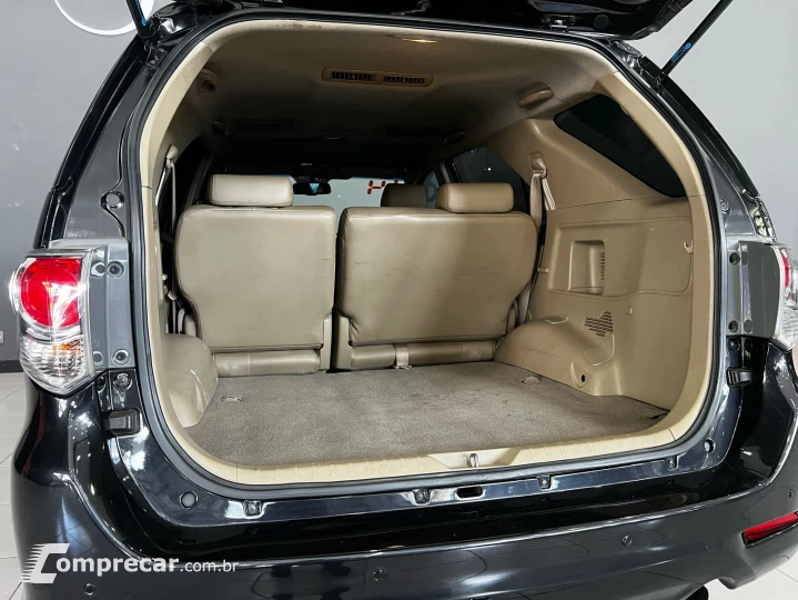 Hilux SW4 3.0 TDI 4x4 SRV 5L