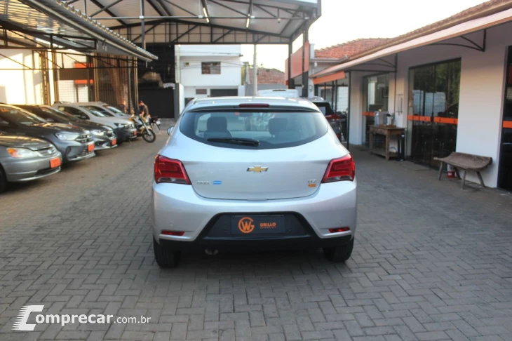 Onix Hatch 1.4 4P FLEX LTZ AUTOMÁTICO