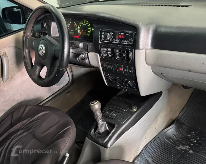 Santana 2.0 Mi 2p e 4p