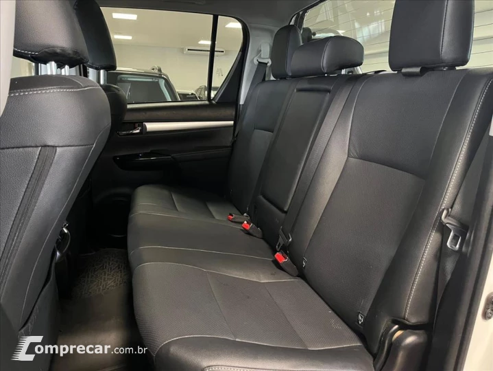 HILUX 2.8 D-4D TURBO DIESEL CD SRX 4X4 AUTOMÁTICO