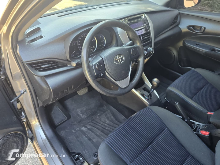 YARIS 1.5 16V Sedan XL Live