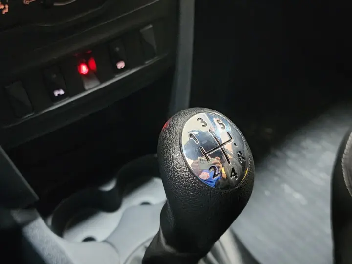 LOGAN Zen Flex 1.0 12V 4p Mec.