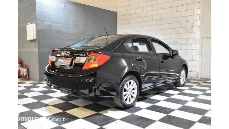 CIVIC - 1.8 LXS 16V 4P AUTOMÁTICO