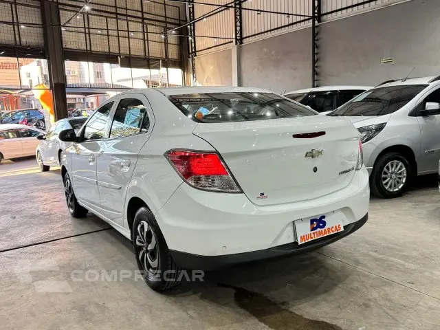 PRISMA - 1.0 MPFI LT 8V 4P MANUAL