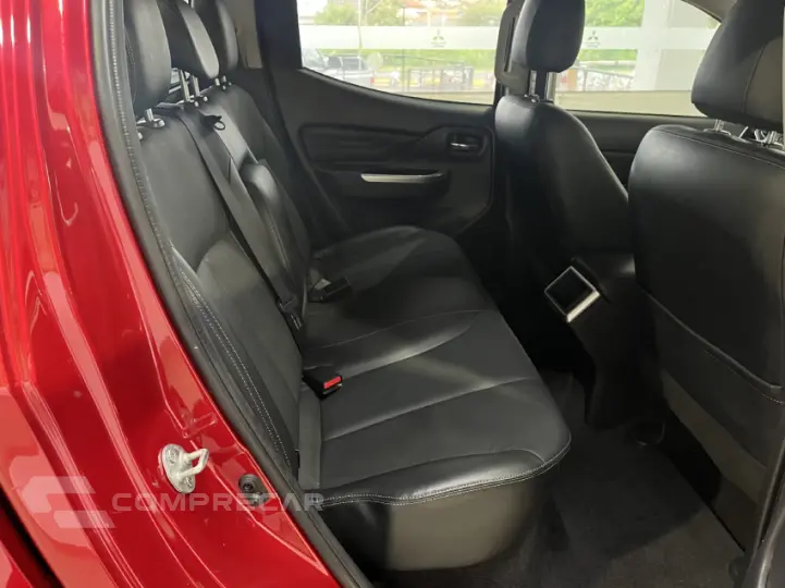 L200 TRITON 2.4 16V Turbo Sport HPE CD 4X4