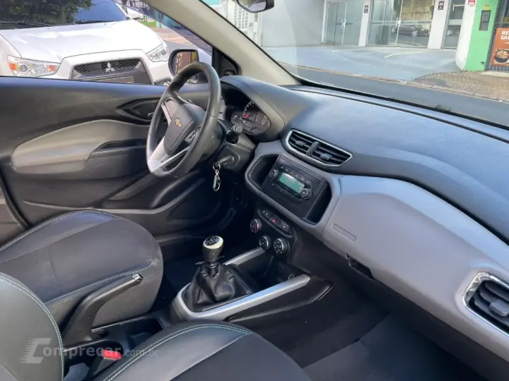 ONIX HATCH LT 1.0 8V FlexPower 5p Mec.