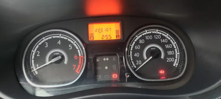 SANDERO 1.6 Expression 8V