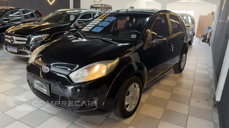 FIESTA 1.6 MPI Class Hatch 8V