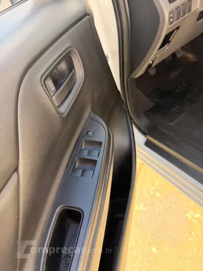 L200 TRITON 2.4 16V Turbo Sport GL CD 4X4