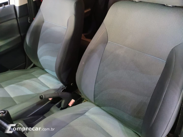 POLO SEDAN 1.6 MI 8V