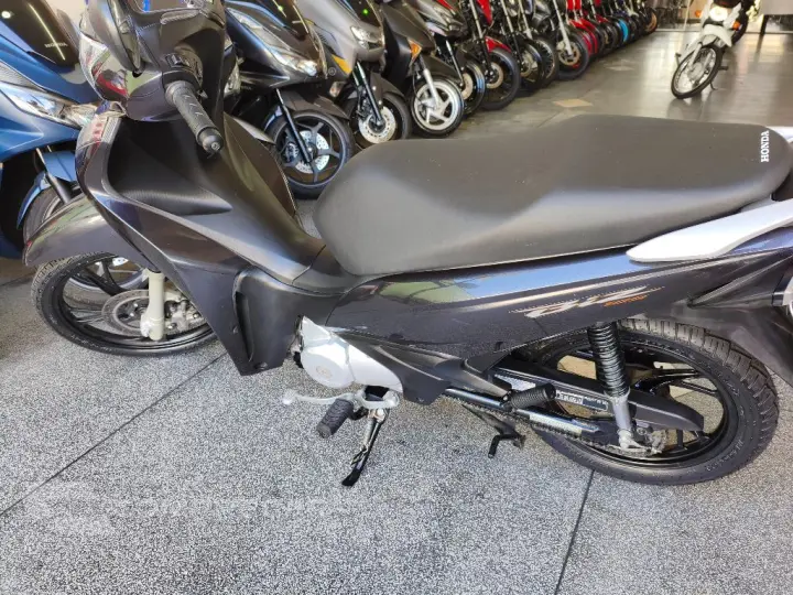 BIZ 125/125i Flex