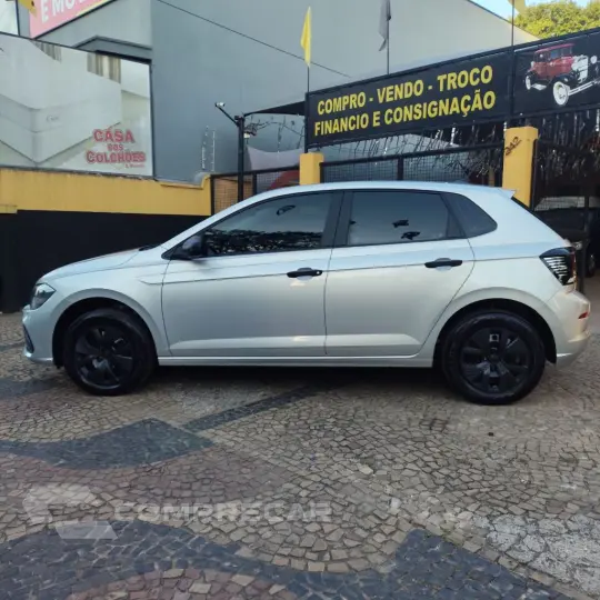 Polo Track 1.0 Flex 12V 5p
