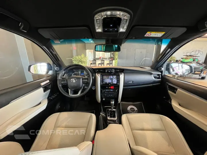 HILUX SW4 2.8 D-4d Turbo Diamond 7L 4X4