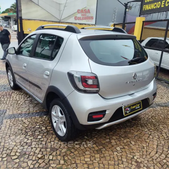 SANDERO STEPWAY Hi-Power 1.6 8V 5p