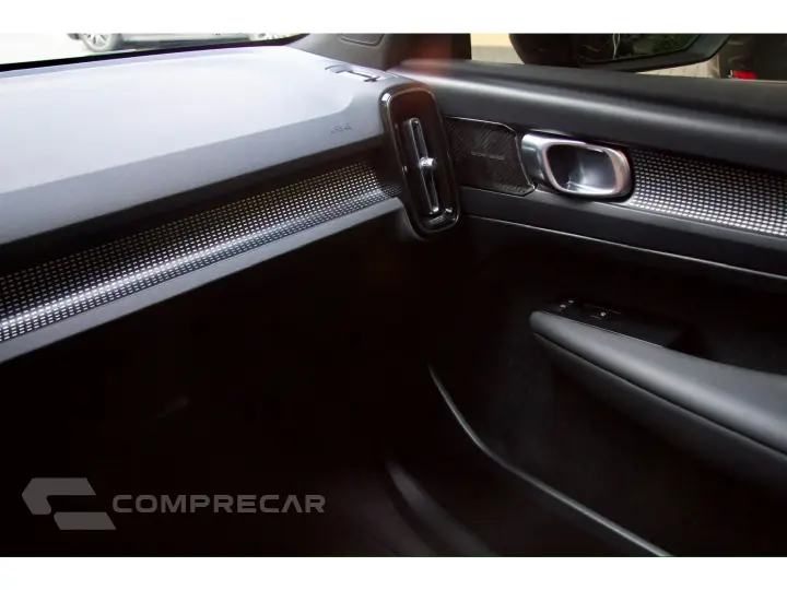 XC40 1.5 T5 RECHARGE R-DESIGN GEARTRONIC