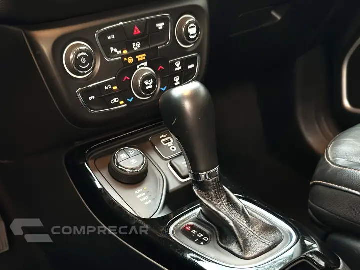 COMPASS 2.0 16V DIESEL LIMITED 4X4 AUTOMÁTICO