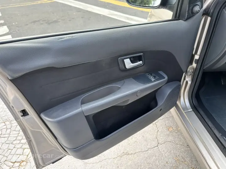 SIENA 1.0 MPI EL Celebration 8V