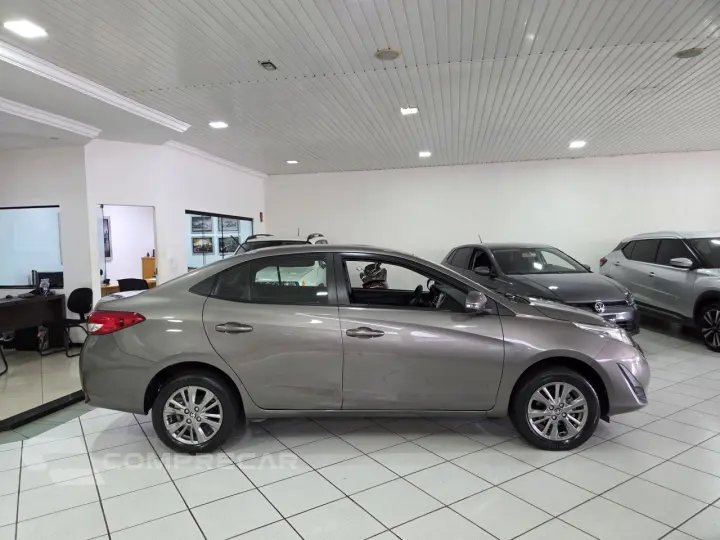 Yaris Sedan 1.5 16V 4P FLEX XL PLUS CONNECT MULTIDRIVE AUTOM