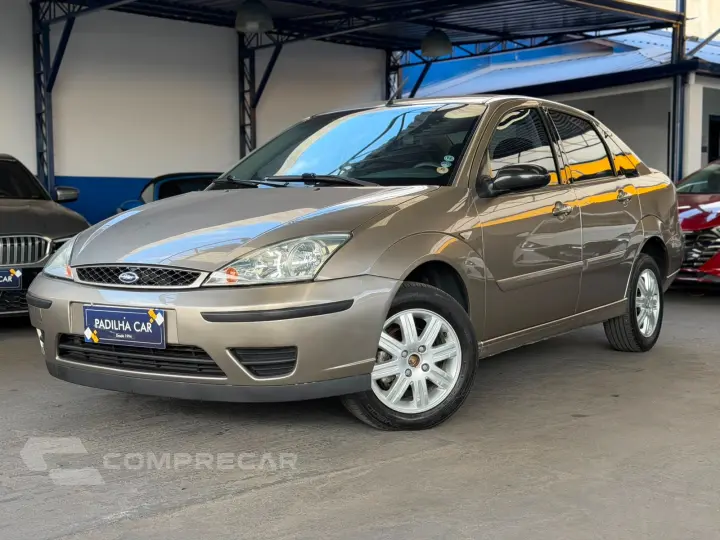 Focus Sedan 1.6/1.6 Flex 8V/16V 4p Mec.