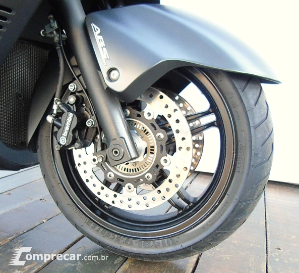 SUZUKI BURGMAN 650 EXECUTIVE