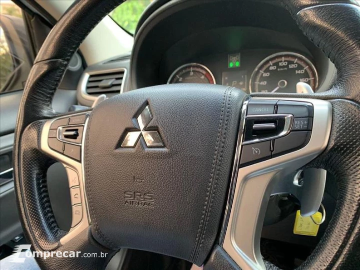 L200 TRITON 2.4 16V Turbo Sport Hpe-s CD 4X4