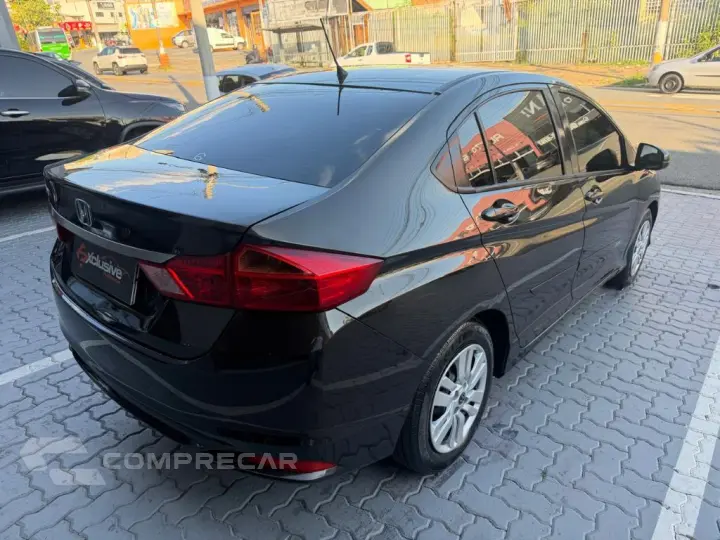 CITY Sedan DX 1.5 Flex 16V Aut.