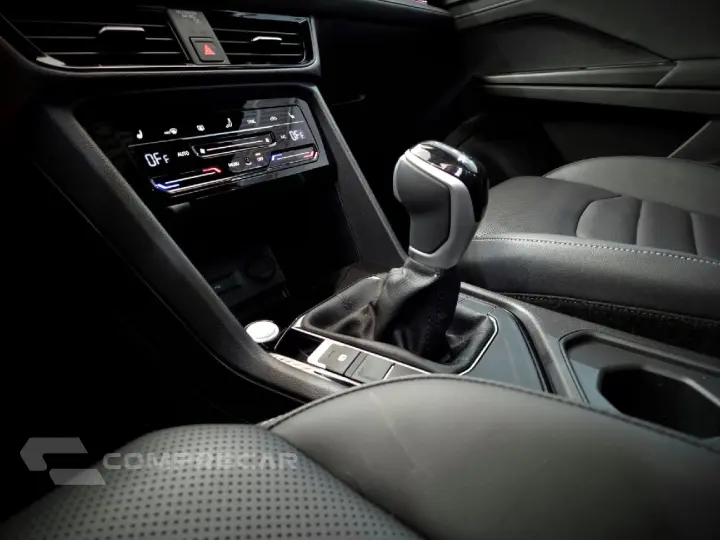 TAOS 1.4  250 TSI TOTAL FLEX HIGHLINE AUTOMÁTICO