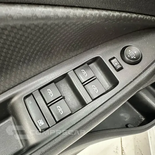 ONIX SEDAN Plus 1.0 12V TB Flex Aut.