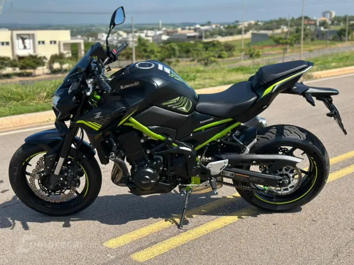 Z900