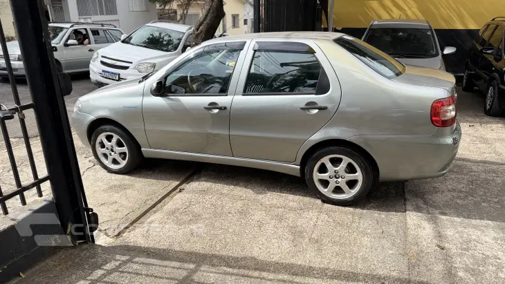 SIENA 1.0 MPI EL Celebration 8V