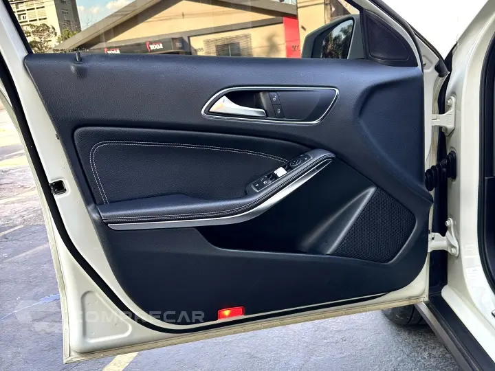 GLA 200 1.6 CGI ADVANCE 16V TURBO FLEX 4P AUTOMÁTICO