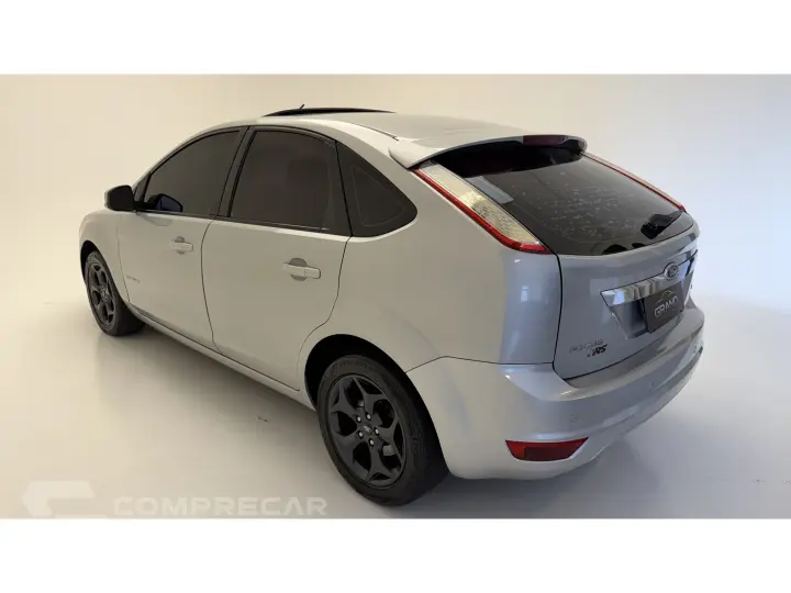 FOCUS 2.0 TITANIUM HATCH 16V FLEX 4P AUTOMÁTICO