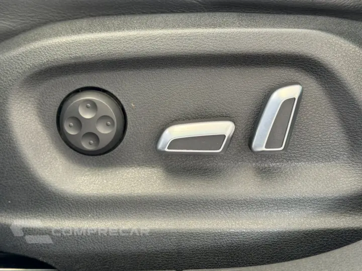 Q3 1.4 TFSI/TFSI Flex S-tronic 5p