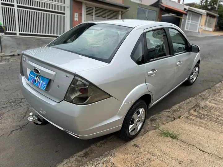 Fiesta 1.6 Sedan Class