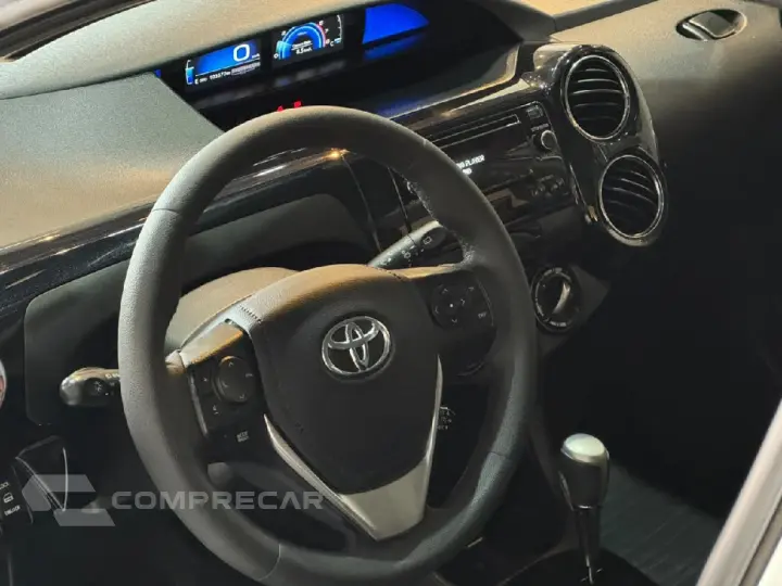 ETIOS 1.5 XS 16V FLEX 4P AUTOMATICO