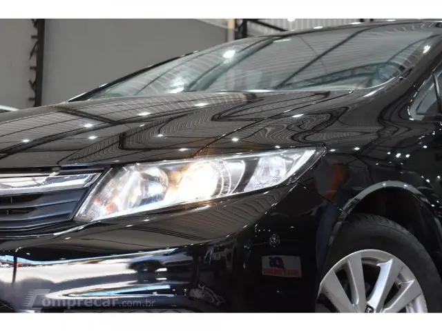 CIVIC - 1.8 LXS 16V 4P AUTOMÁTICO