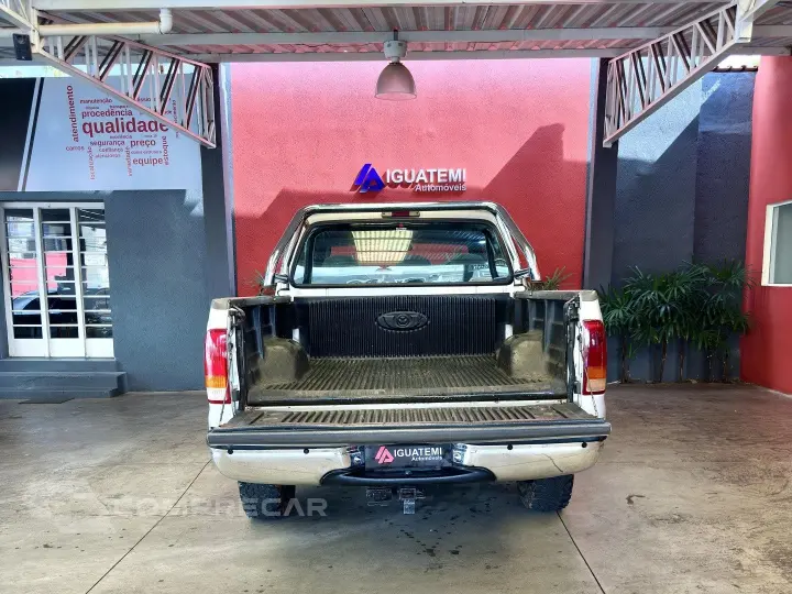 F-250 4.2 XLT 4X2 CD TURBO INTERCOOLER DIESEL 4P MANUAL