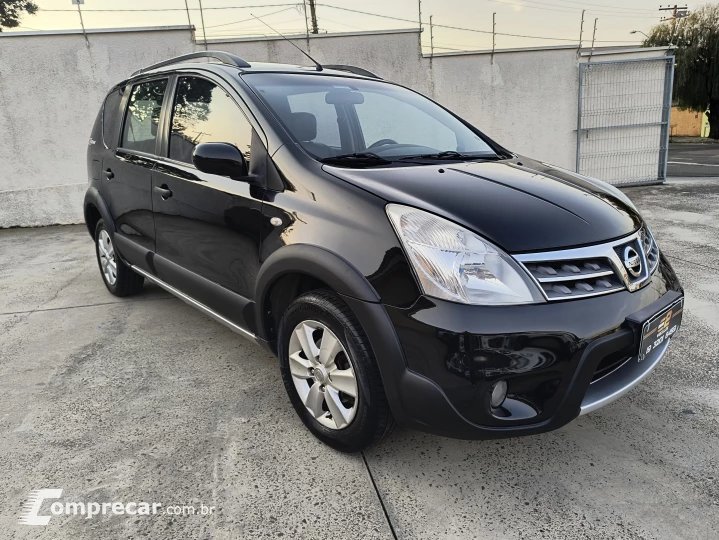 LIVINA 1.6 SL X-gear 16V
