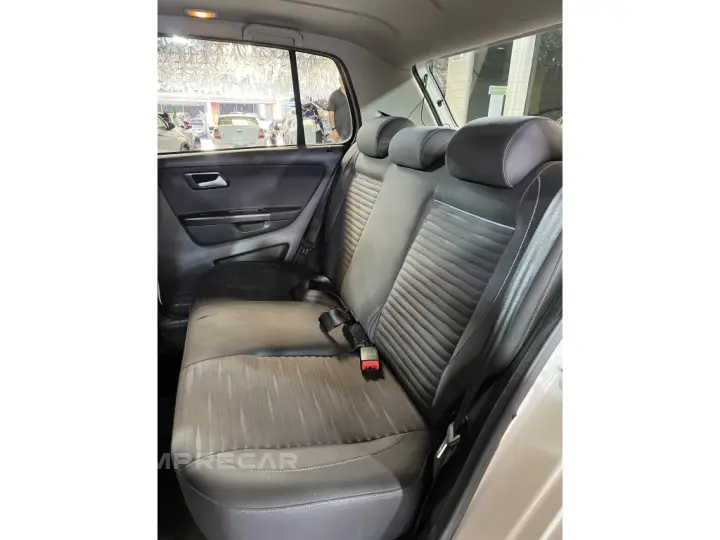 CROSSFOX 1.6 MI FLEX 8V 4P MANUAL