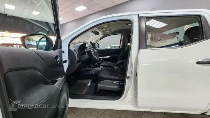 Frontier S CD 4x4 2.3 TB Diesel Mec.