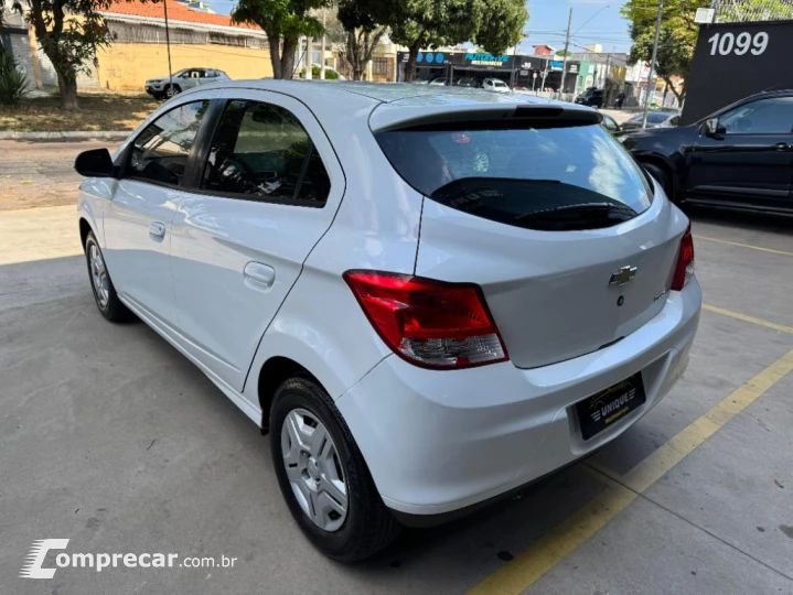 ONIX HATCH LT 1.0 8V FlexPower 5p Mec.