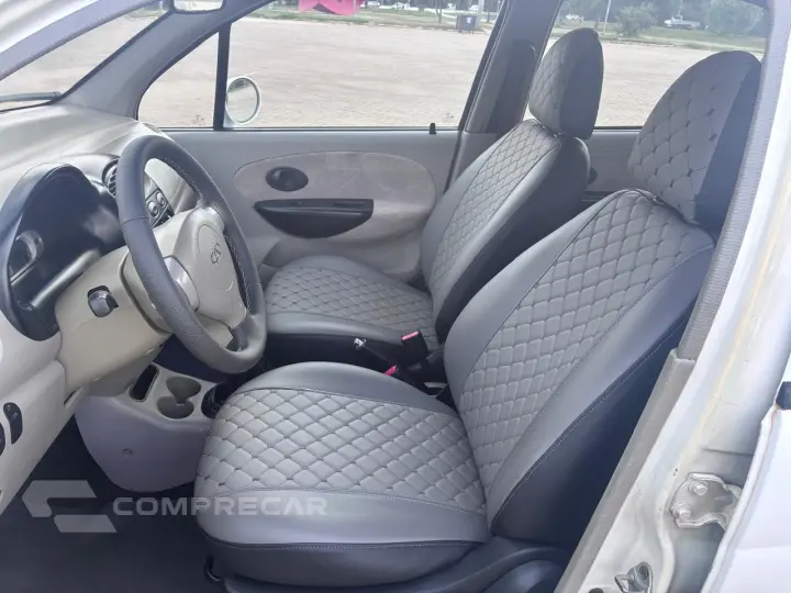 QQ 1.1 MPFI 16V